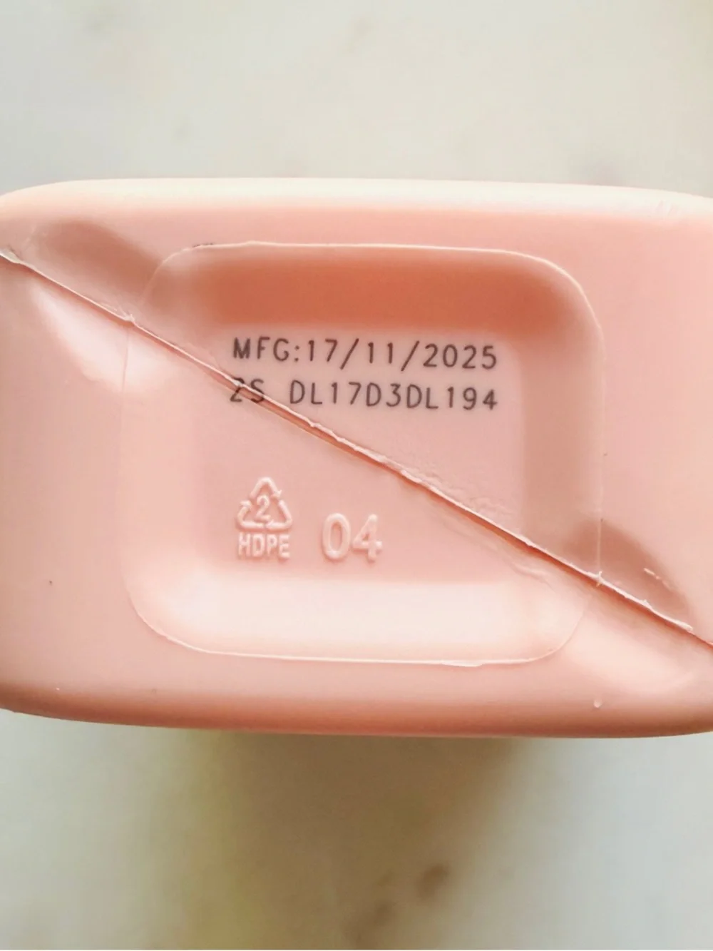 Pink Preppy Beauty Gift Set: Daise, Monday